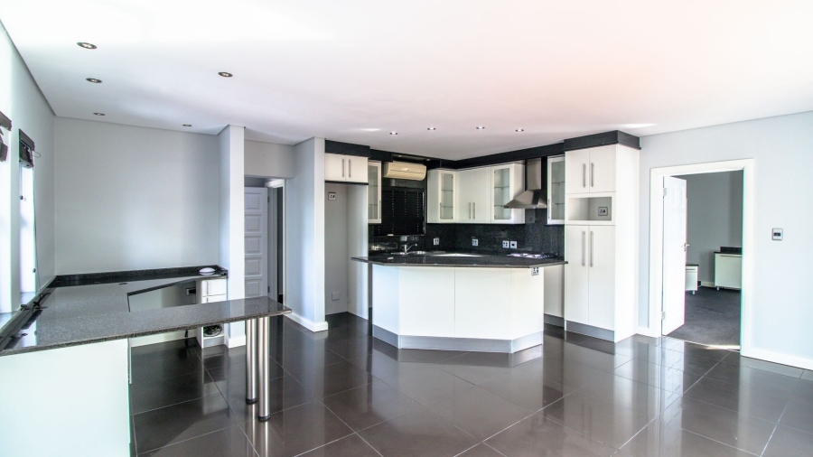 4 Bedroom Property for Sale in Nahoon Valley Park Eastern Cape